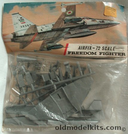 Airfix 1/72 Northrop F-5A Freedom Fighter Iranian AF Bagged, 123 plastic model kit